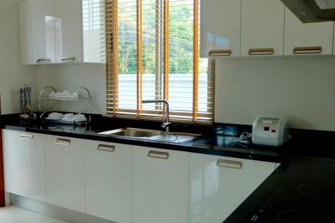 Villa in Phuket, Thailand 2 bedrooms № 137324 - photo 9