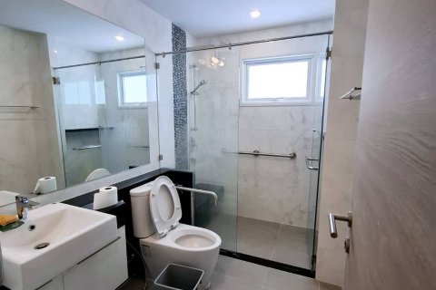 Condo in Yan Nawa, Bangkok, Thailand, 2 bedrooms  № 156894 - photo 11