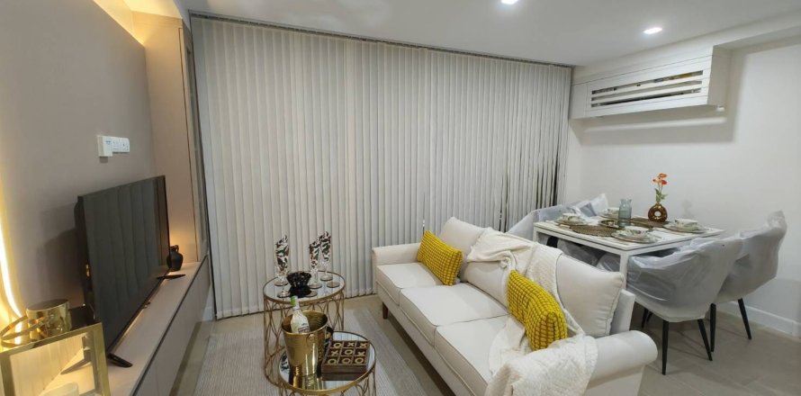 Apartment in Pattaya, Thailand 2 bedrooms № 156890