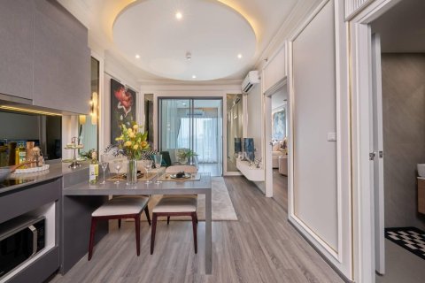 Кондоминиум с 2 спальнями в Банг Раке, Бангкок, Таиланд № 156889 - фото 3