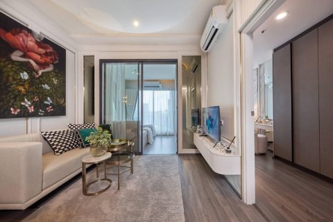 Кондоминиум с 2 спальнями в Банг Раке, Бангкок, Таиланд № 156889 - фото 2