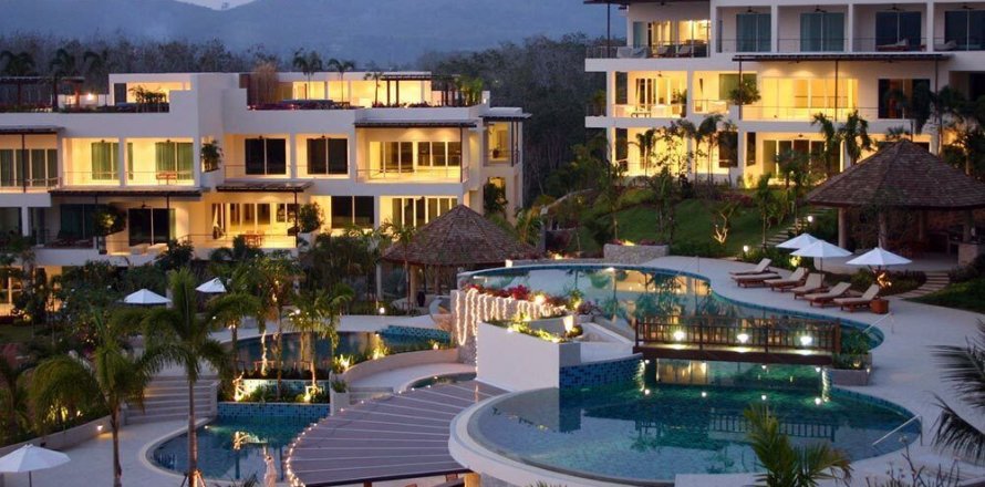 Condo in Phuket, Thailand, 3 bedrooms  № 156891