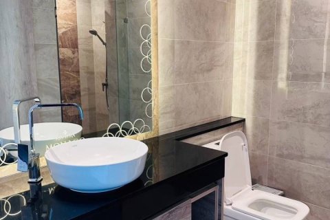 Studio dans le Condo à Pattaya, Thaïlande  № 171998 - photo 8