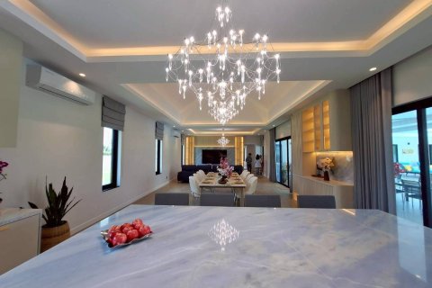 Villa à Hua Hin, Thaïlande 6 chambres № 171997 - photo 12