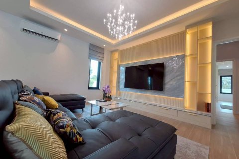 Villa à Hua Hin, Thaïlande 6 chambres № 171997 - photo 5