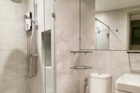 Студия в кондо в Ваттхане, Бангкок, Таиланд № 172000 - фото 5