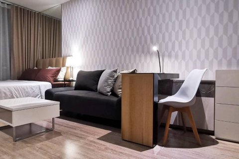 Студия в кондо в Ваттхане, Бангкок, Таиланд № 172000 - фото 3