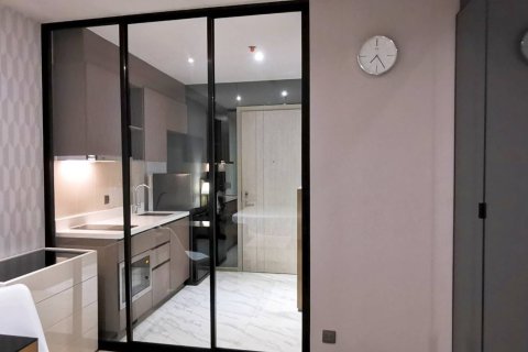 Студия в кондо в Ваттхане, Бангкок, Таиланд № 172000 - фото 9