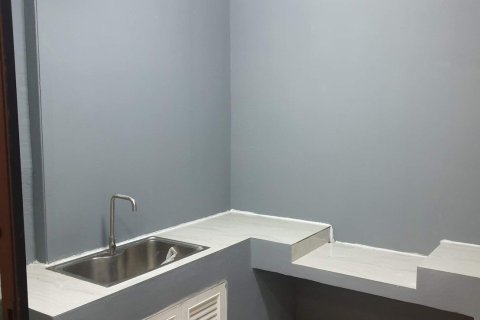 Townhouse in Nonthaburi, Thailand 3 bedrooms № 171999 - photo 5