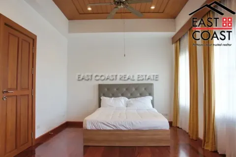Casa de 7 dormitorios en Pattaya, Tailandia № 213228 - foto 18