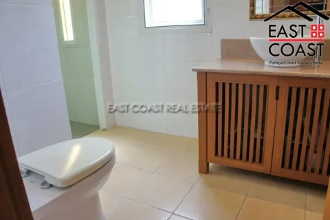 Casa de 7 dormitorios en Pattaya, Tailandia № 213228 - foto 11