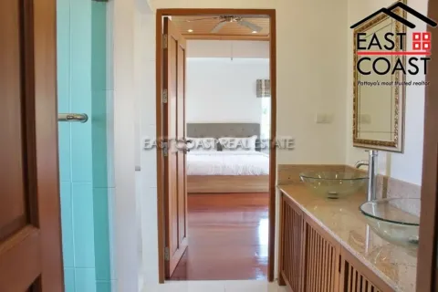 Casa de 7 dormitorios en Pattaya, Tailandia № 213228 - foto 15