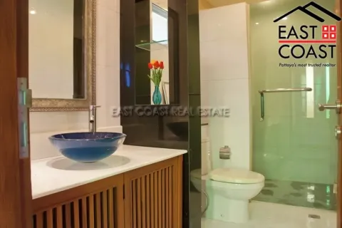 Casa de 7 dormitorios en Pattaya, Tailandia № 213228 - foto 21