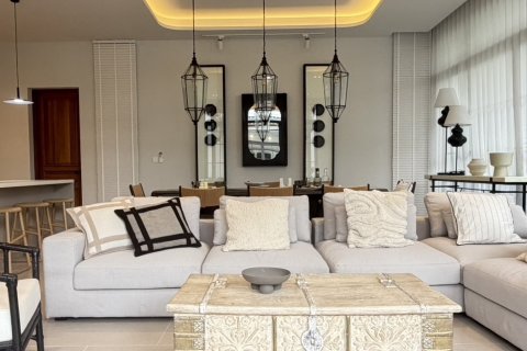 Villa in Pattaya, Thailand 4 Schlafzimmer № 220575 - Foto 13