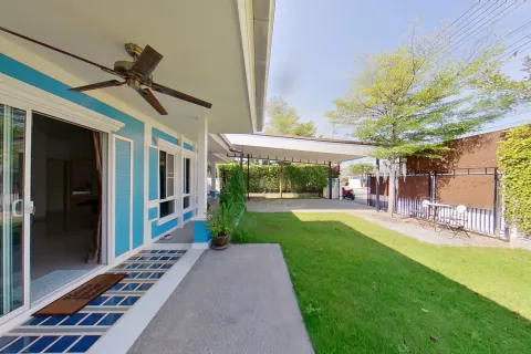 House in Hua Hin, Thailand 3 bedrooms № 163637 - photo 3