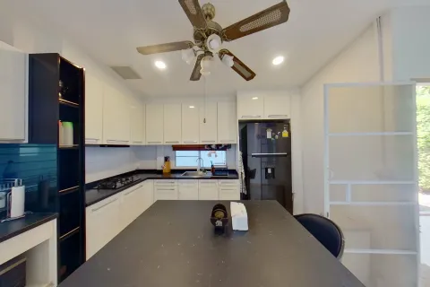 House in Hua Hin, Thailand 3 bedrooms № 163637 - photo 6