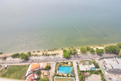 Studio dans le Condo à Pattaya, Thaïlande  № 163635 - photo 15