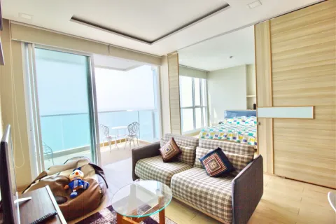 Studio in the Condo in Pattaya, Thailand  № 163635