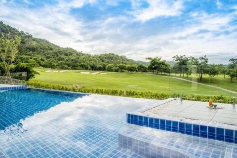 Villa in Hua Hin, Thailand 3 bedrooms № 114009 - photo 4