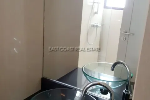 Condominio de 4 dormitorios en Pattaya, Tailandia № 213679 - foto 17