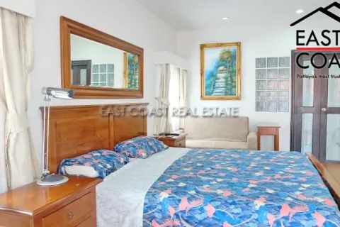 Condominio de 2 dormitorios en Jomtien Beach, Pattaya, Tailandia № 213676 - foto 5
