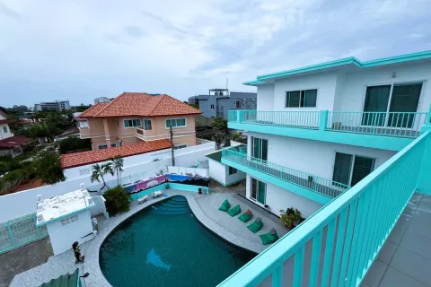 Casa de 8 dormitorios en Pattaya, Tailandia № 211868 - foto 29