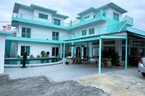 Casa de 8 dormitorios en Pattaya, Tailandia № 211868 - foto 18