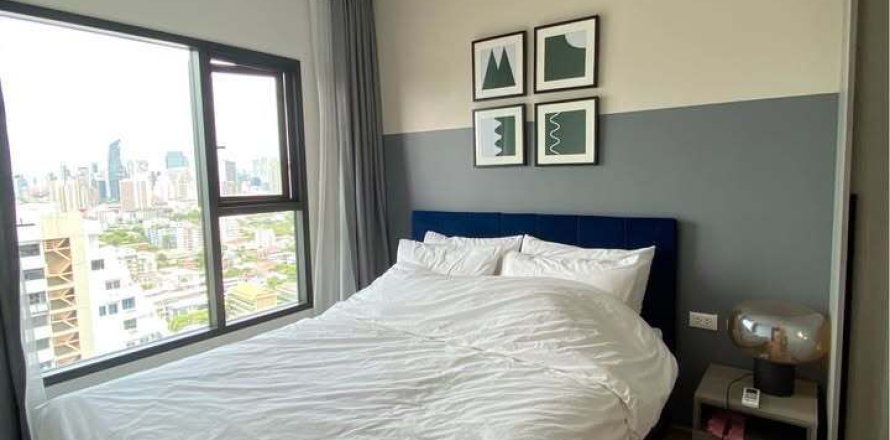 Studio in the Condo in Huai Khwang, Bangkok, Thailand  № 172235