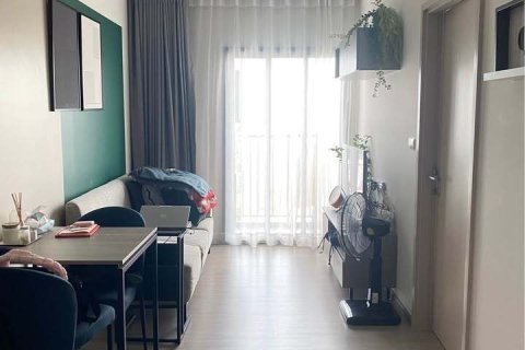 Studio in the Condo in Huai Khwang, Bangkok, Thailand  № 172235 - photo 3