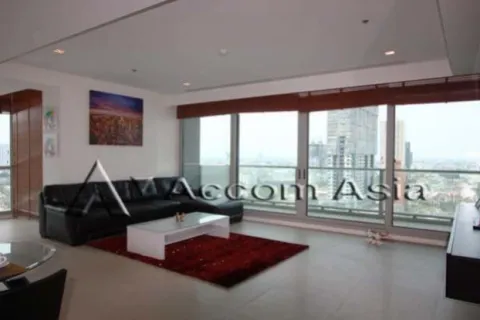 Condo à Khlong San, Bangkok, Thaïlande, 2 chambres  № 218017