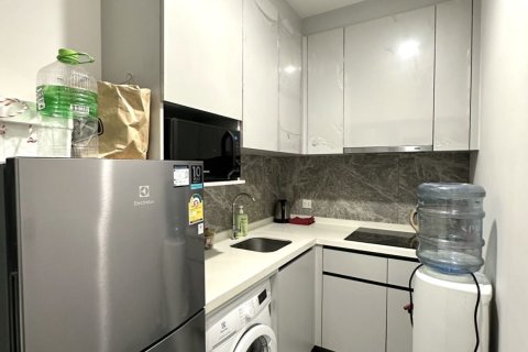 Condo à Phra Khanong, Bangkok, Thaïlande, 2 chambres № 169580 - photo 8