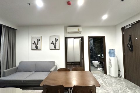 Condo à Phra Khanong, Bangkok, Thaïlande, 2 chambres № 169580 - photo 9