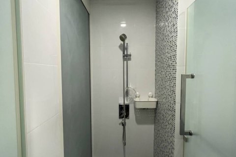 Studio dans le Condo à Din Daeng, Bangkok, Thaïlande  № 169583 - photo 7