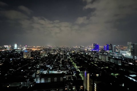 Studio dans le Condo à Din Daeng, Bangkok, Thaïlande  № 169583 - photo 8