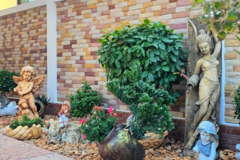 Villa in Cha-am, Thailand 3 bedrooms № 170520 - photo 4