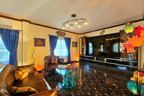 Villa in Cha-am, Thailand 3 bedrooms № 170520 - photo 23