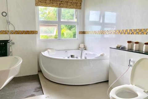 House in Phuket, Thailand 3 bedrooms № 170518 - photo 7