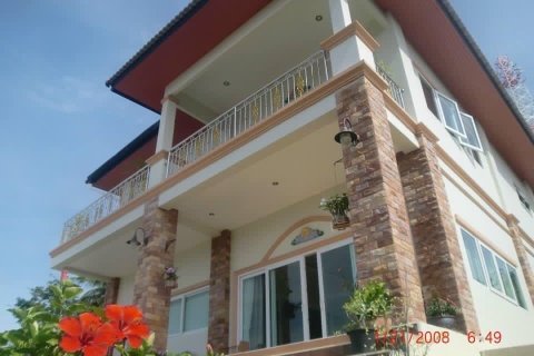 House in Phuket, Thailand 3 bedrooms № 170518 - photo 2