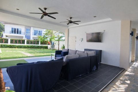 Дом в Паттайе, Таиланд с 4 спальнями  № 170516