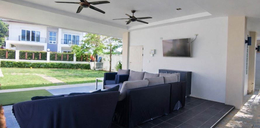 Дом в Паттайе, Таиланд с 4 спальнями № 170516