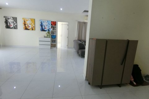 Дом в Паттайе, Таиланд с 4 спальнями № 170516 - фото 13