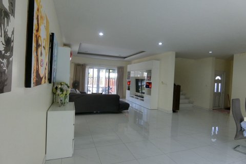 Дом в Паттайе, Таиланд с 4 спальнями № 170516 - фото 10