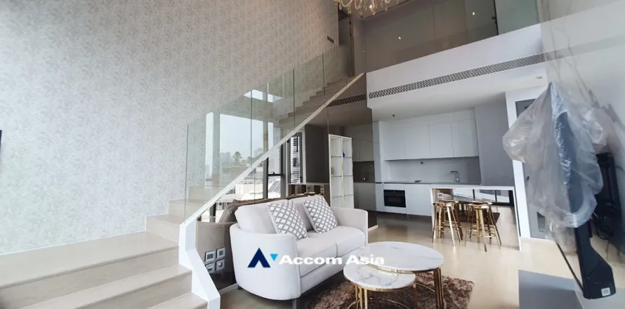 Duplex in Watthana, Bangkok, Thailand 2 Schlafzimmer № 214873