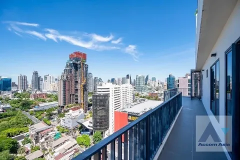 Penthouse in Watthana, Bangkok, Thailand 3 bedrooms № 214872