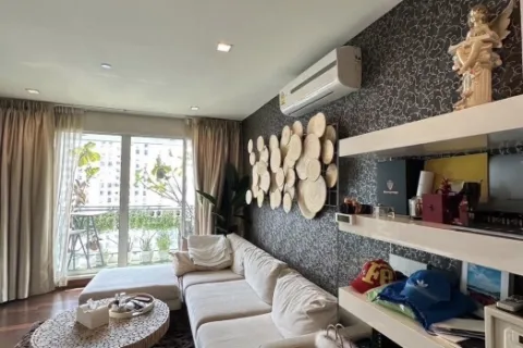 Condo in Watthana, Bangkok, Thailand, 2 bedrooms № 214869