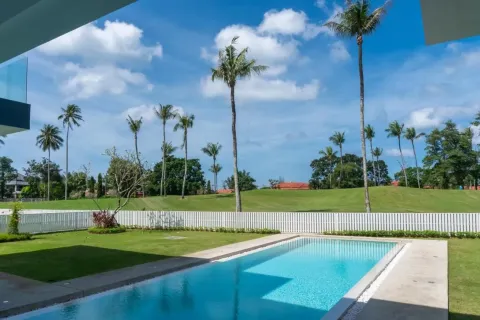 Villa in Phuket, Thailand 4 bedrooms № 174000 - photo 13