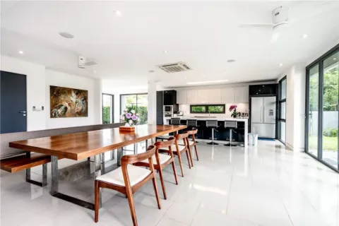 Villa in Phuket, Thailand 4 bedrooms № 174000 - photo 5