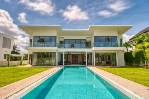 Villa à Phuket, Thaïlande 4 chambres № 174000