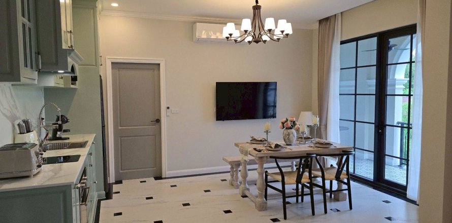 Дом в Чиангмае, Таиланд с 6 спальнями № 174002