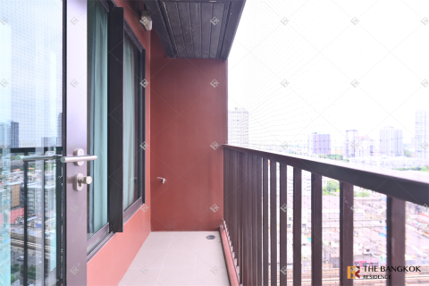 Condo in Bangkok, Thailand, 1 bedroom № 208539 - photo 2